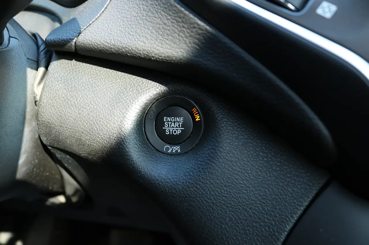 Jeep Cherokee снимка Jeep Cherokee