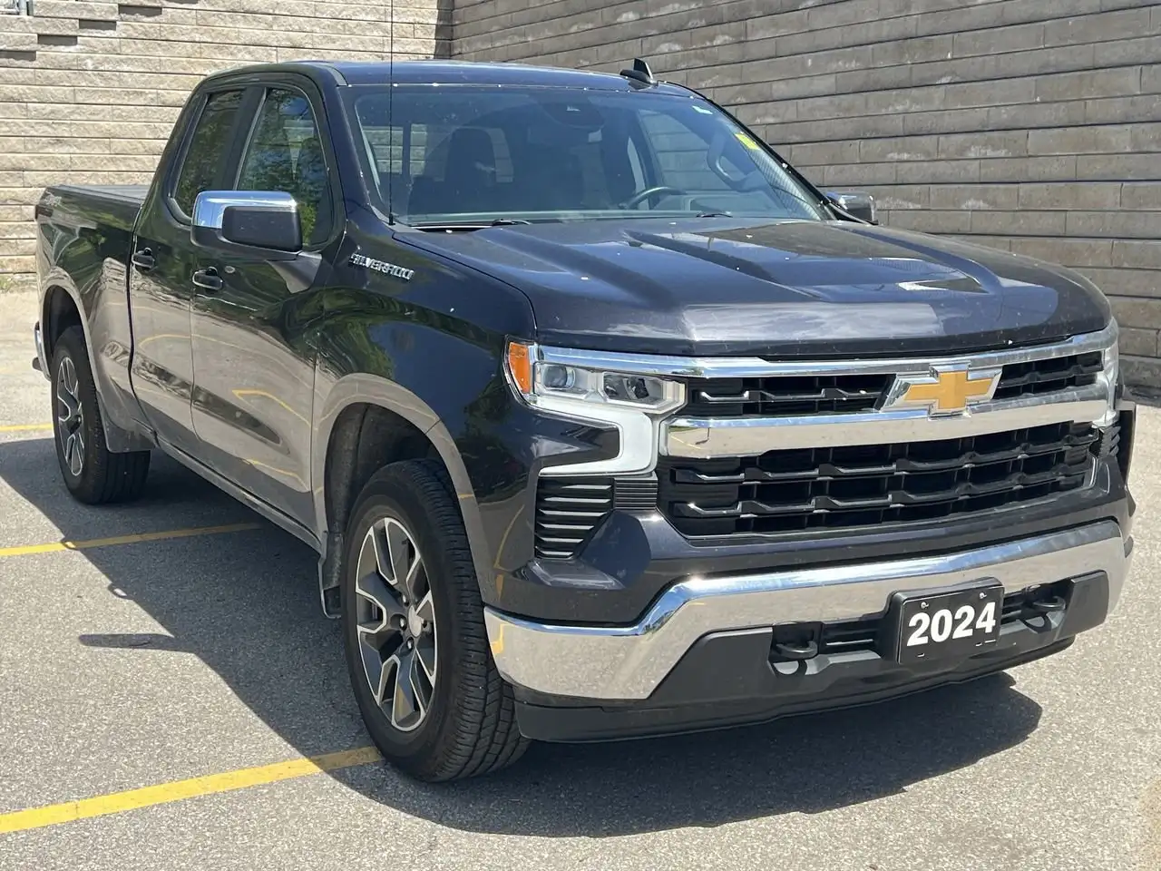Chevrolet Silverado 1500 снимка Chevrolet Silverado 1500