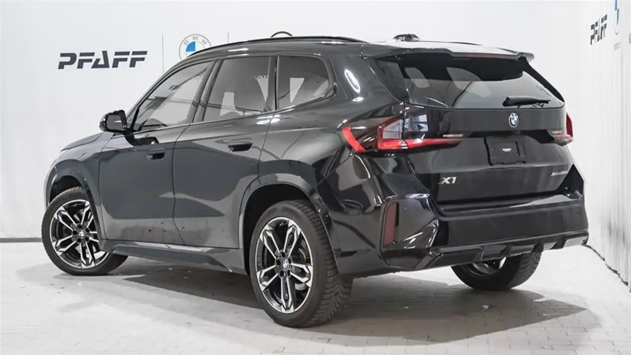 BMW X1 photo BMW X1