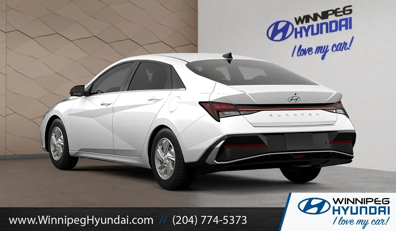 Hyundai ELANTRA снимка Hyundai ELANTRA