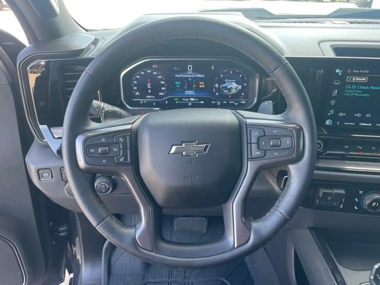 Chevrolet Silverado 1500 снимка Chevrolet Silverado 1500