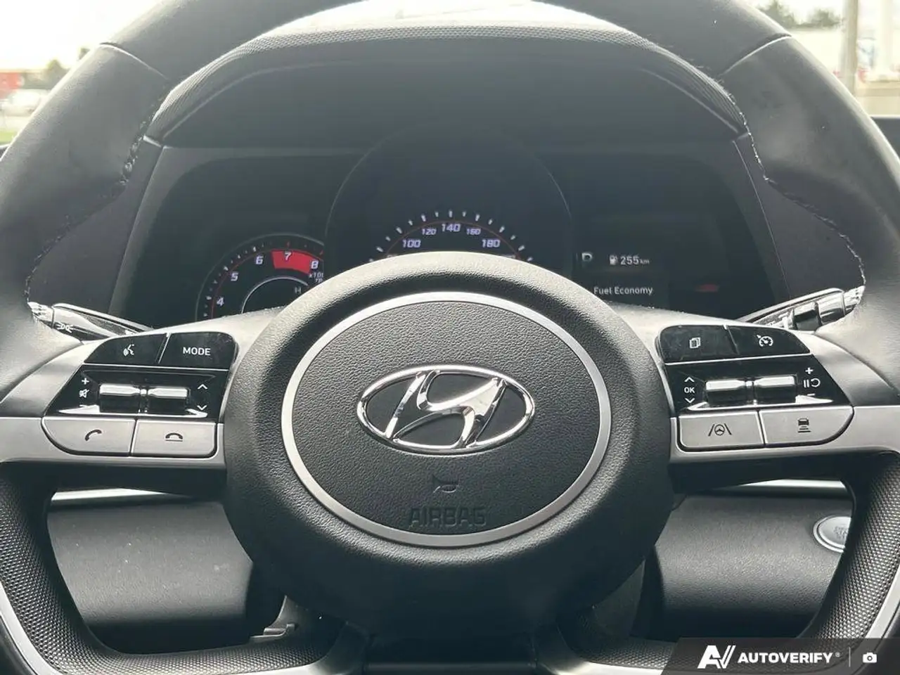 Hyundai ELANTRA снимка Hyundai ELANTRA