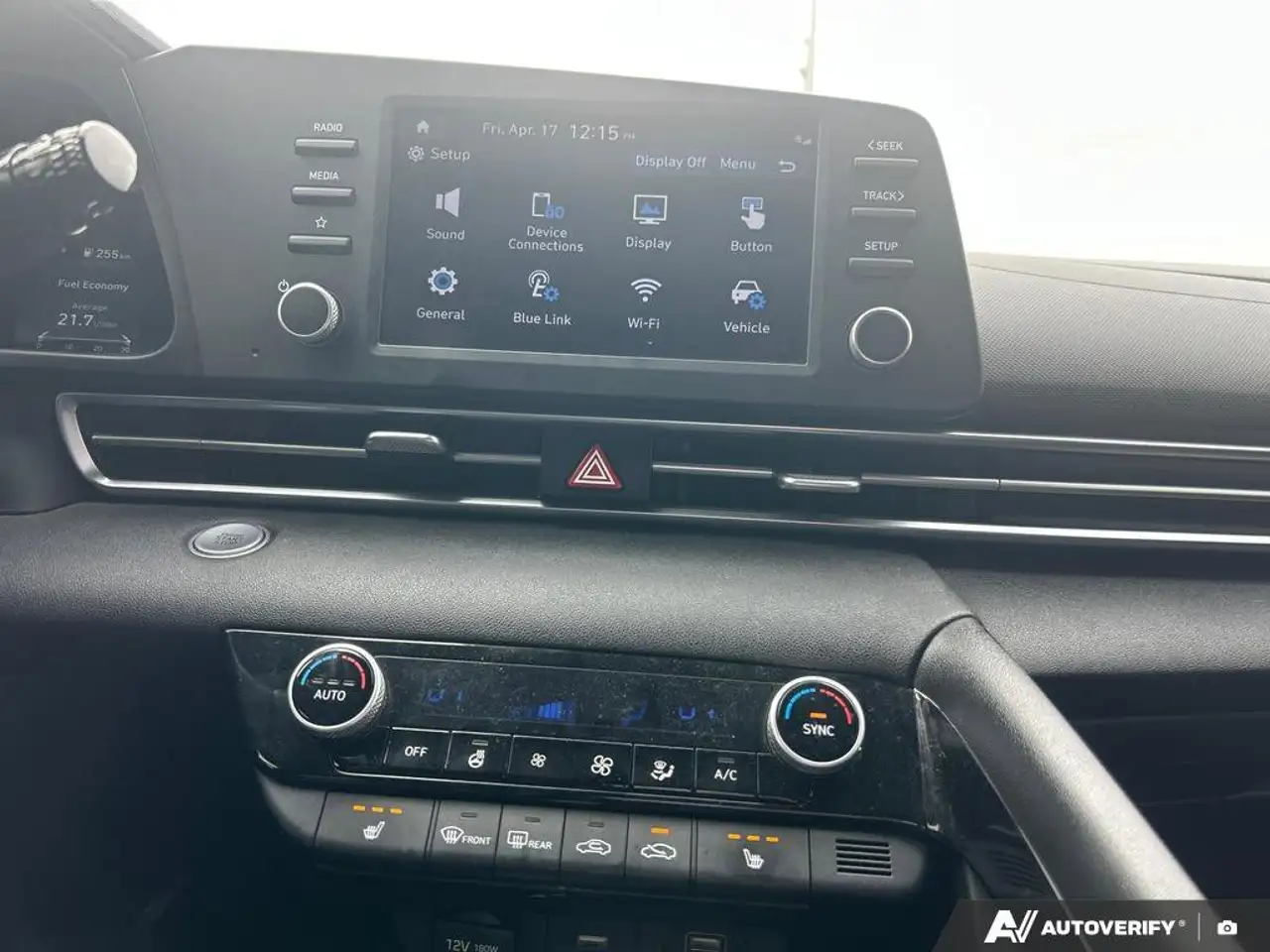Hyundai ELANTRA снимка Hyundai ELANTRA