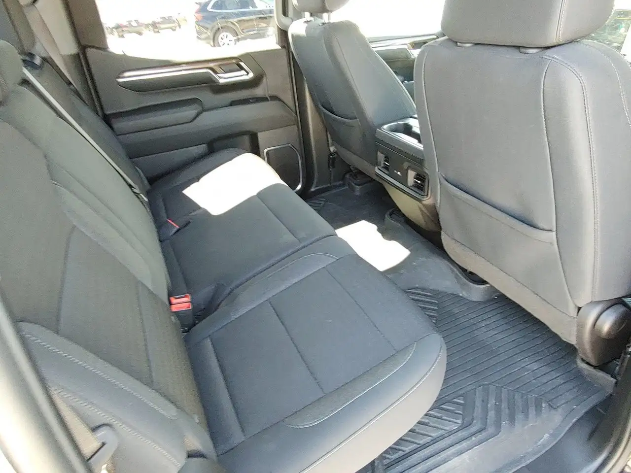 Chevrolet Silverado 1500 снимка Chevrolet Silverado 1500