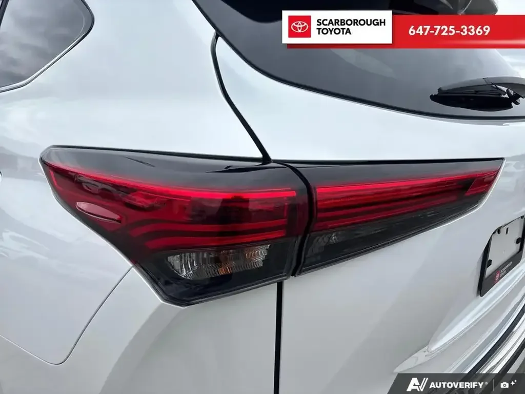 Toyota Highlander снимка Toyota Highlander