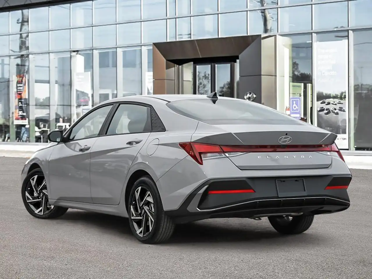 Hyundai ELANTRA снимка Hyundai ELANTRA