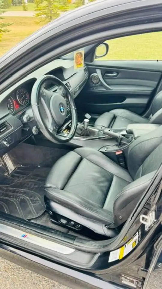 BMW 3 Series снимка BMW 3 Series
