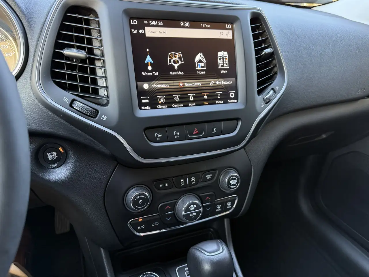 Jeep Cherokee photo Jeep Cherokee