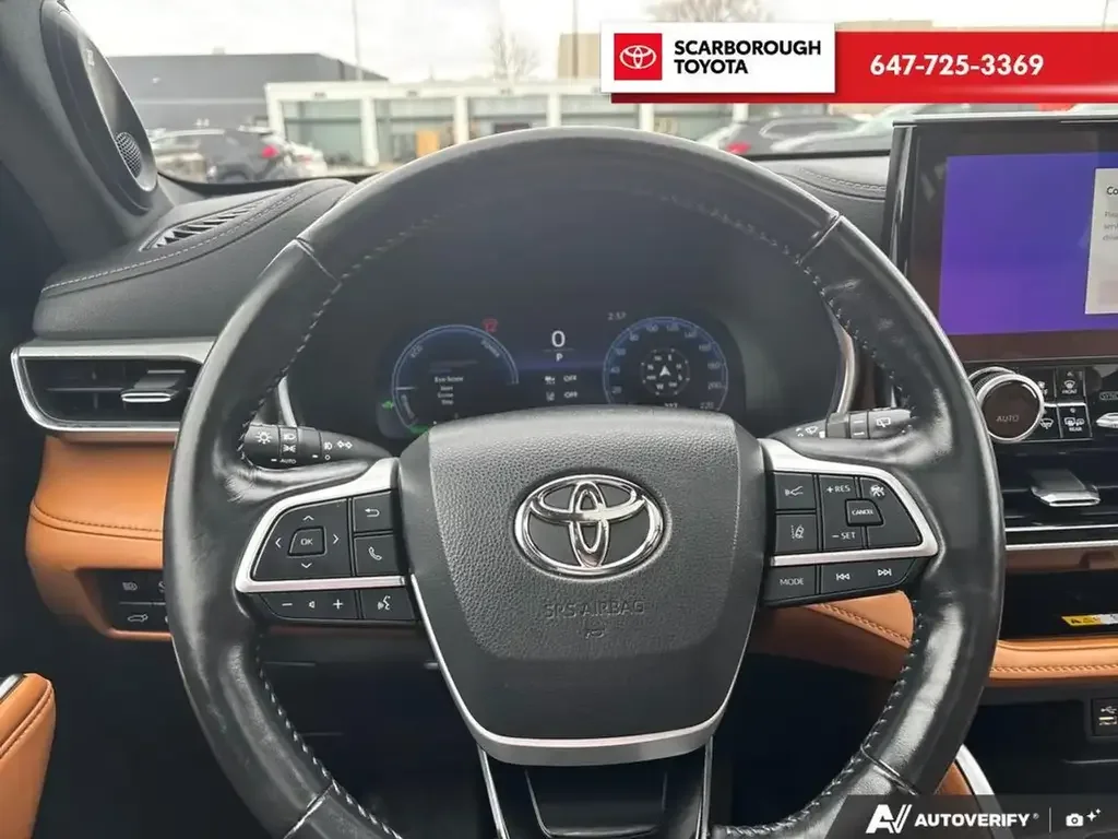 Toyota Highlander снимка Toyota Highlander