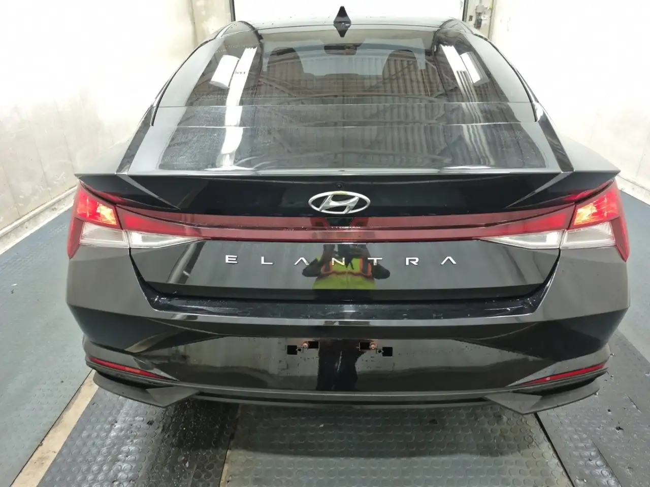 Hyundai ELANTRA снимка Hyundai ELANTRA