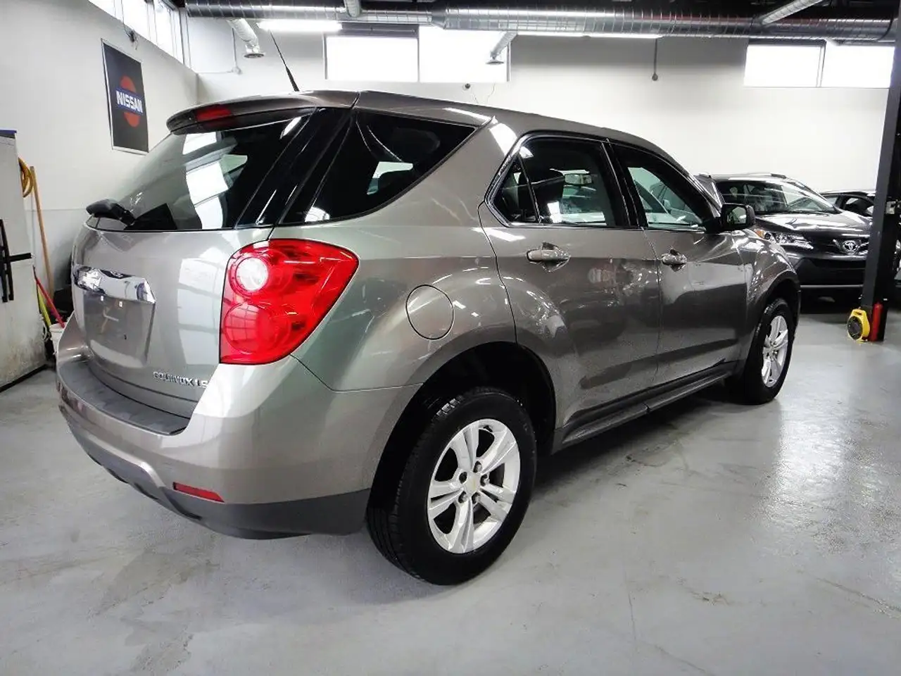 Chevrolet Equinox снимка Chevrolet Equinox