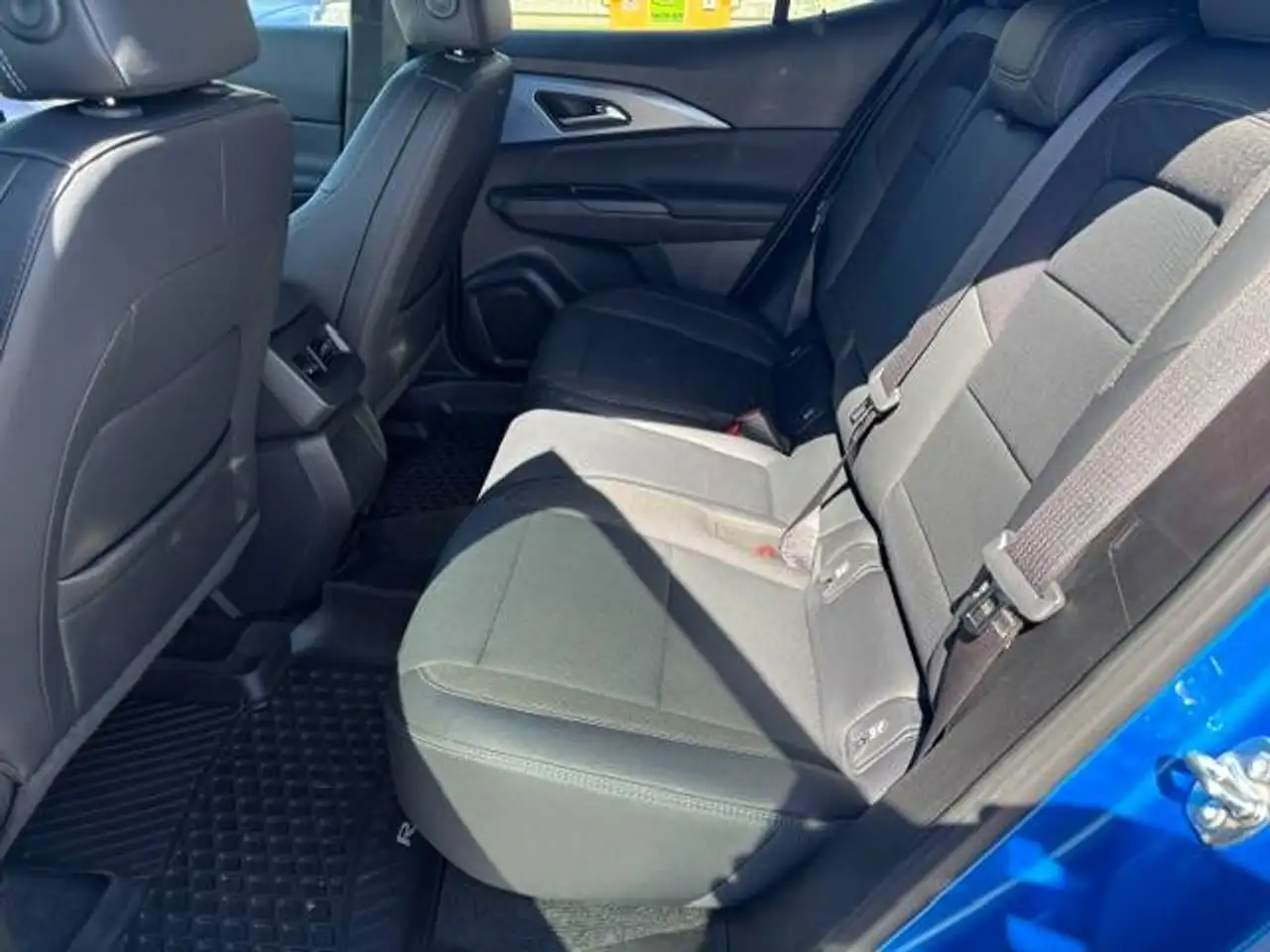 Chevrolet Equinox снимка Chevrolet Equinox