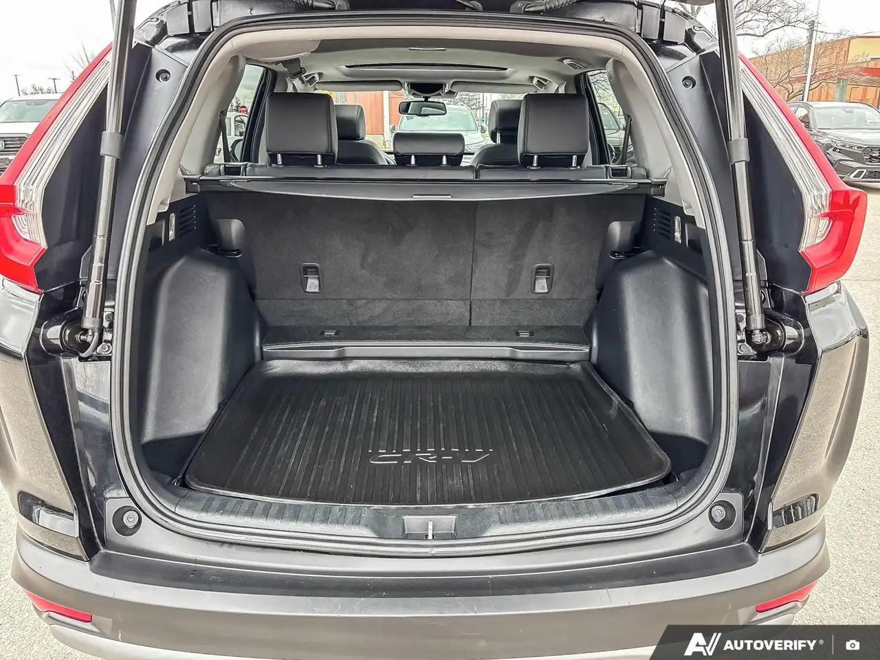 Honda CR-V photo Honda CR-V