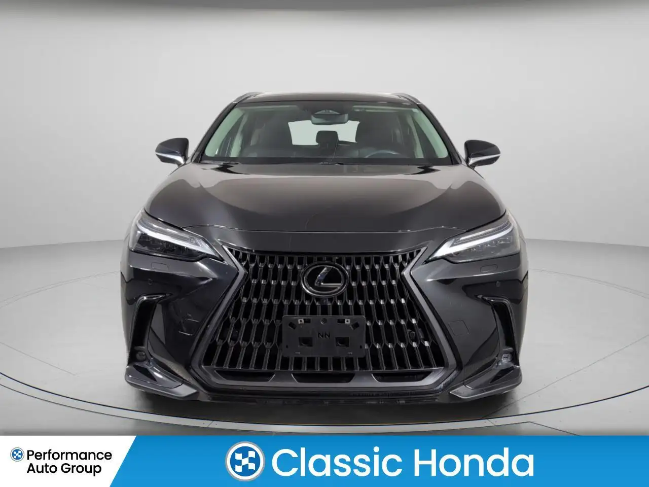 Lexus NX снимка Lexus NX