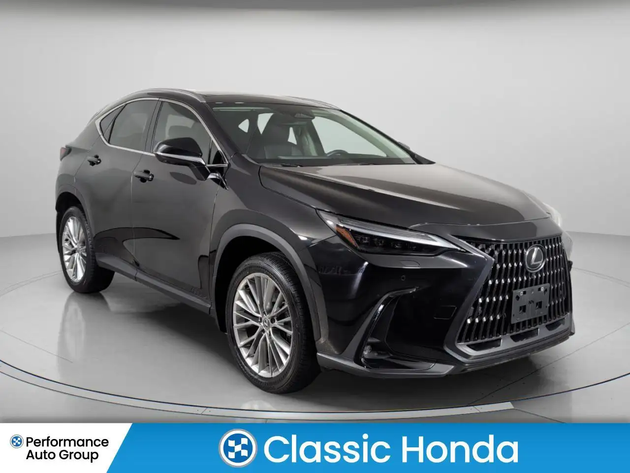 Lexus NX снимка Lexus NX