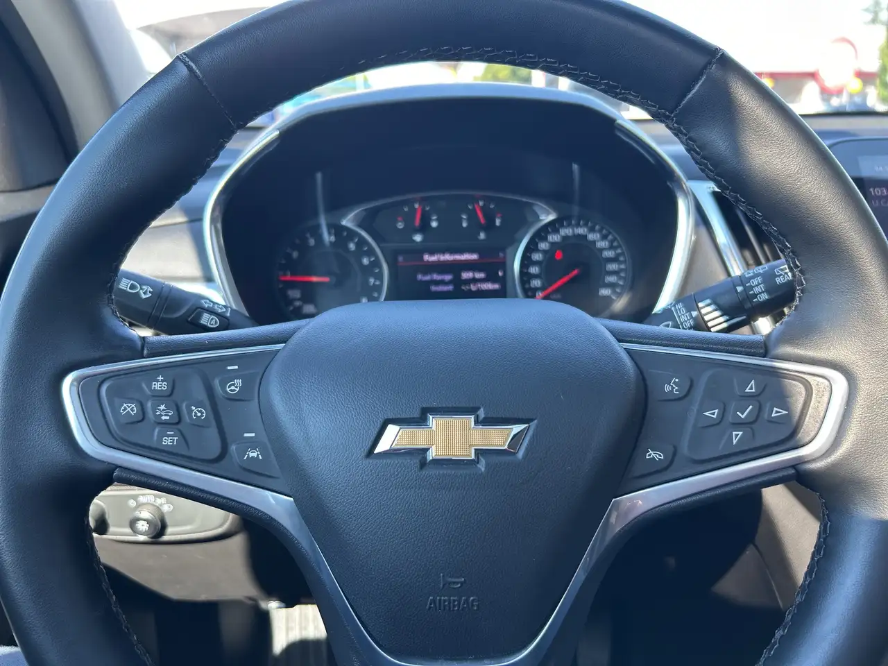 Chevrolet Equinox снимка Chevrolet Equinox