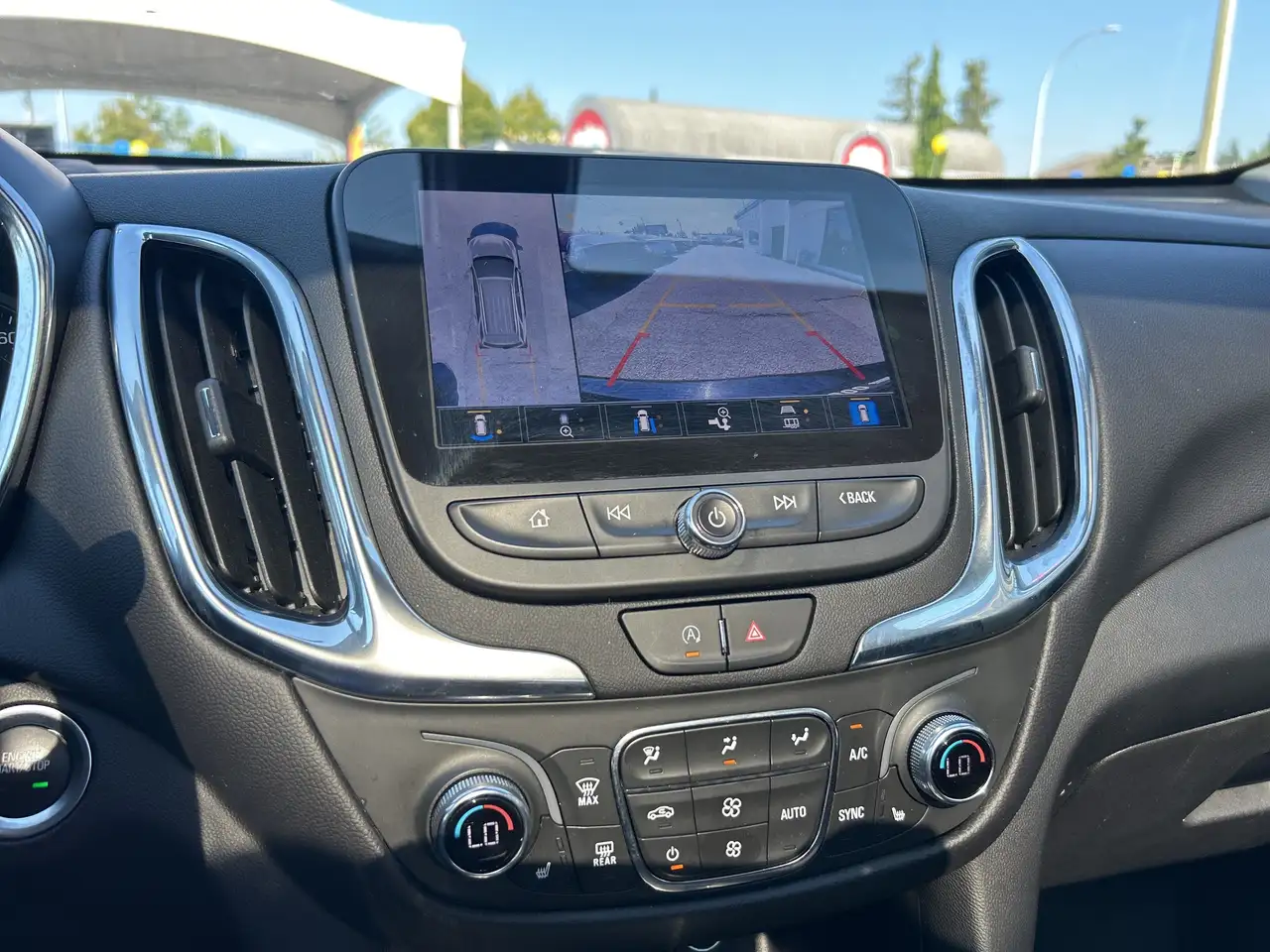 Chevrolet Equinox снимка Chevrolet Equinox