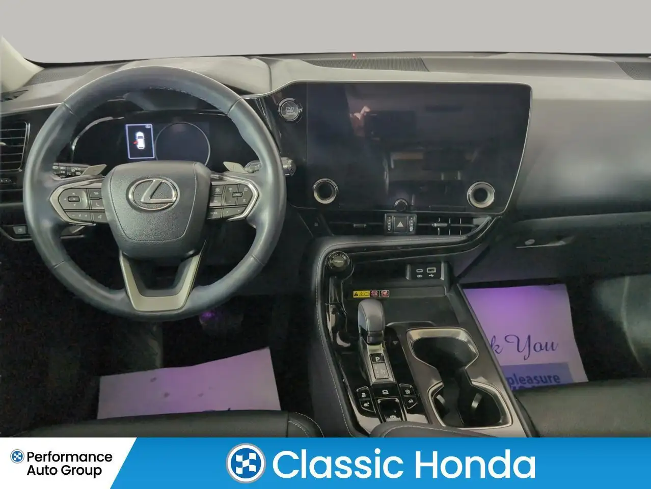 Lexus NX снимка Lexus NX