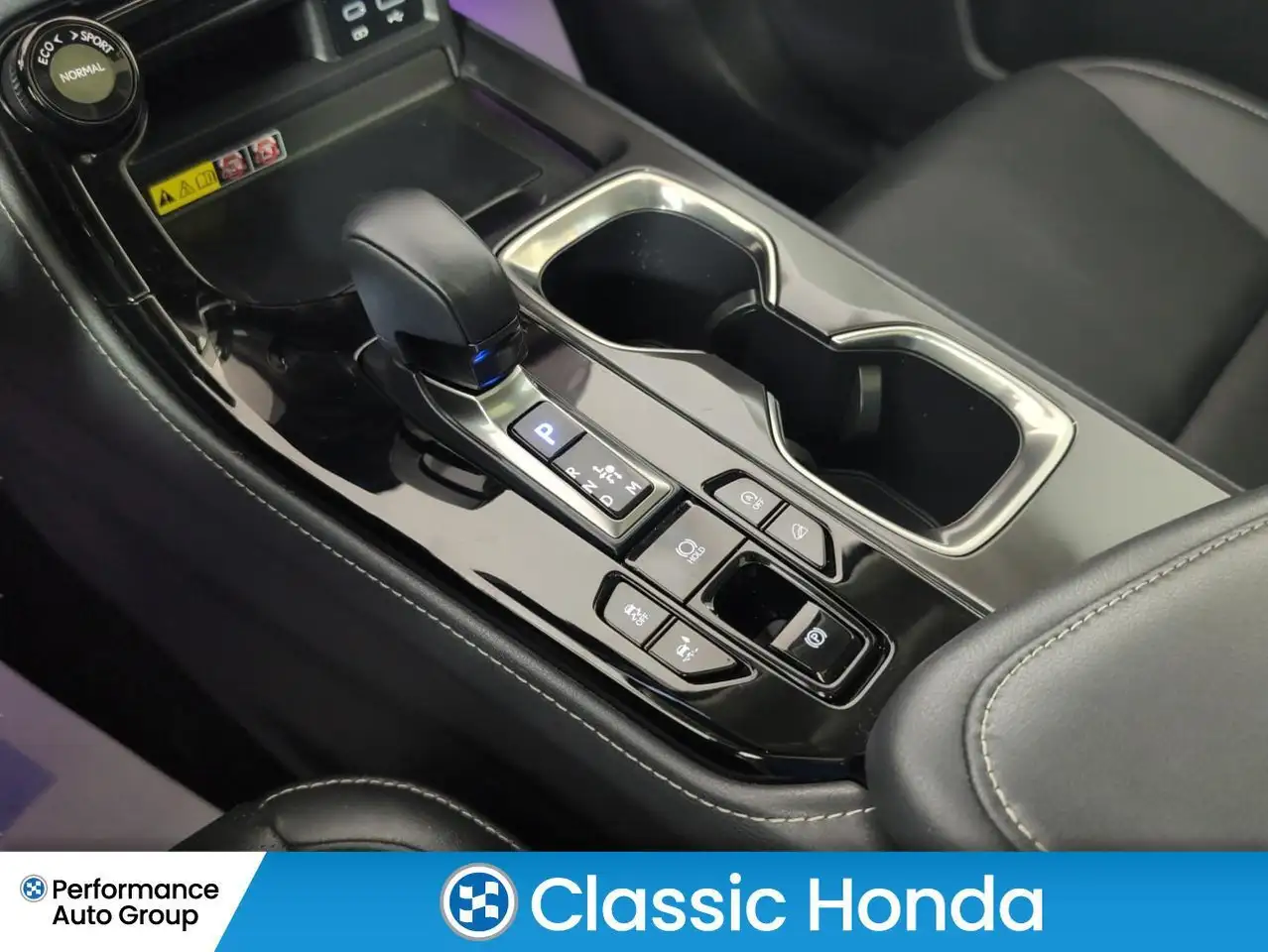 Lexus NX снимка Lexus NX