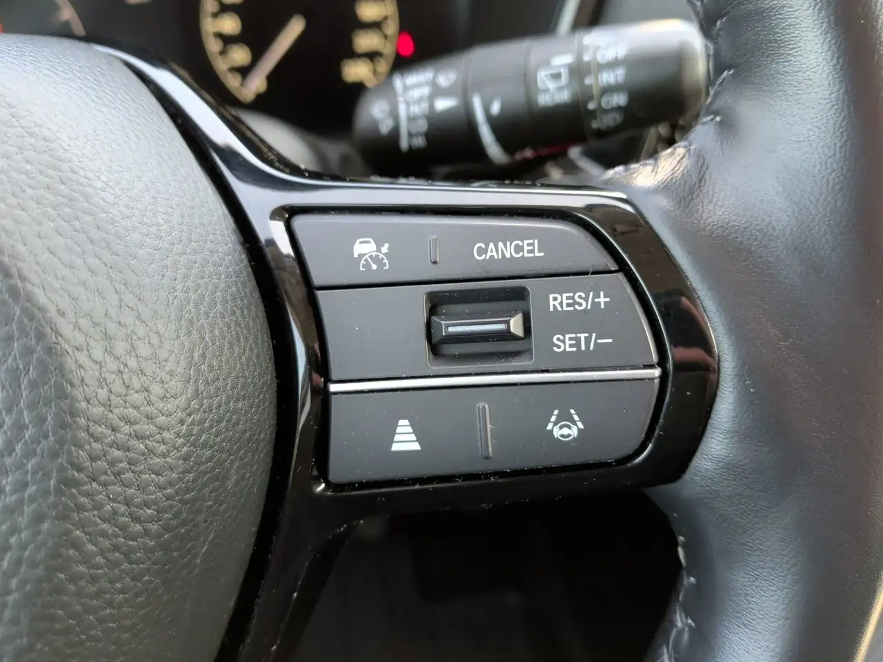 Honda CR-V photo Honda CR-V