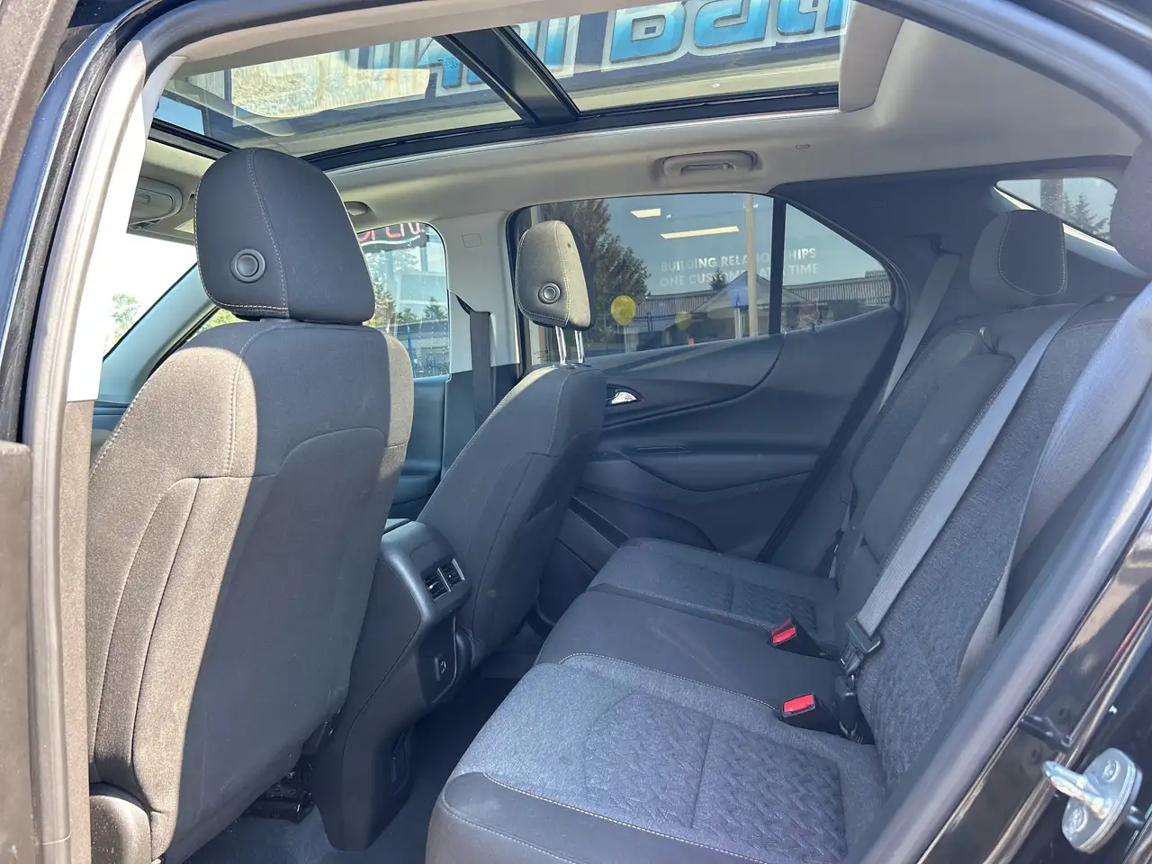 Chevrolet Equinox снимка Chevrolet Equinox