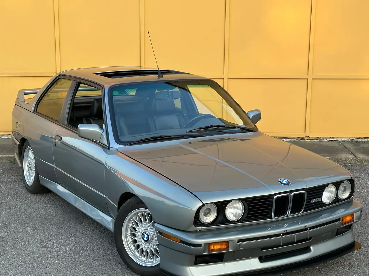 1988 BMW 3 Series