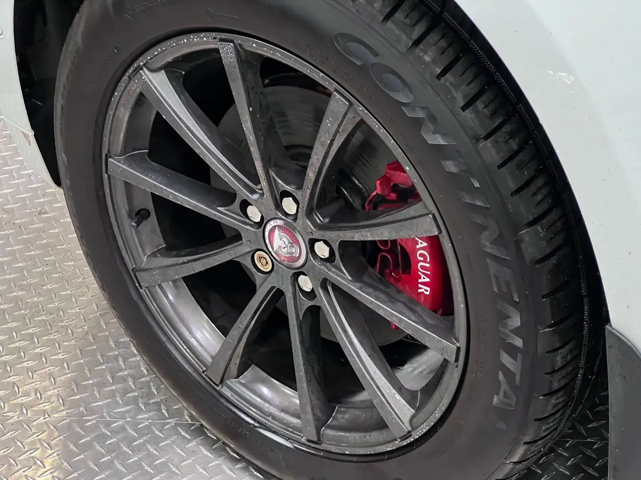 Jaguar F-Pace снимка Jaguar F-Pace