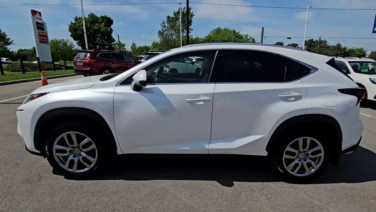 Lexus NX fotografie Lexus NX
