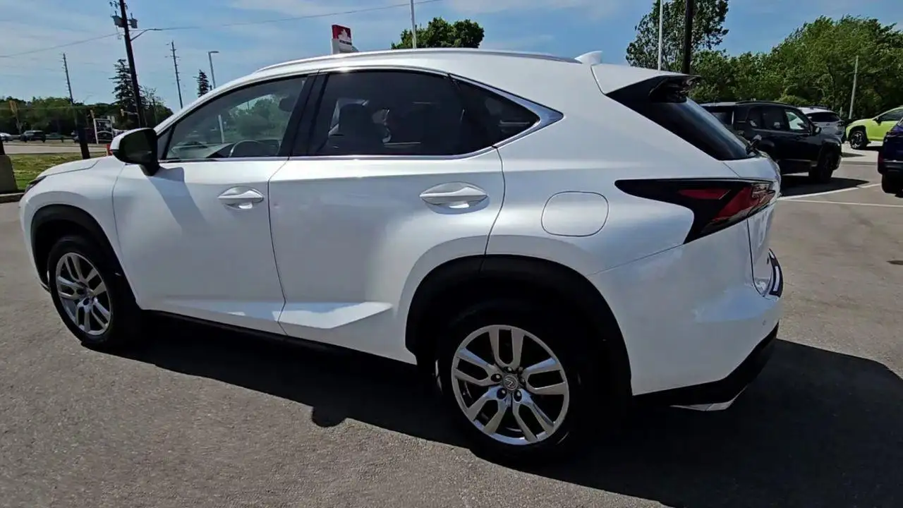 Lexus NX fotografie Lexus NX