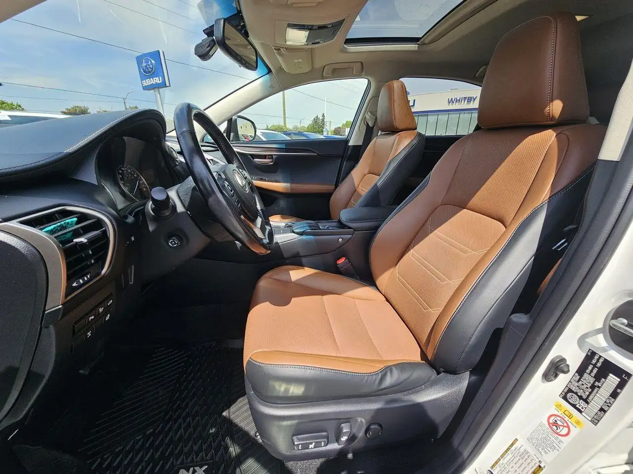 Lexus NX fotografie Lexus NX