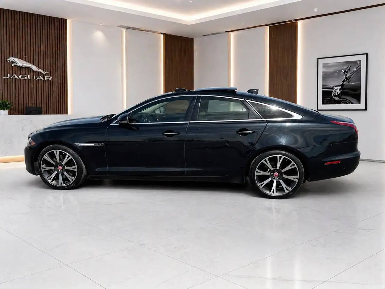 2018 Jaguar XJ