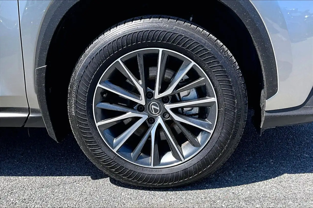 Lexus NX photo Lexus NX