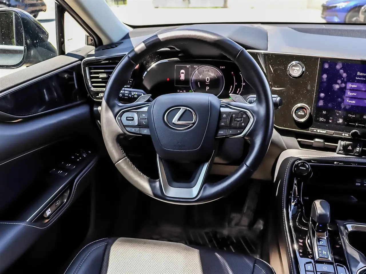 Lexus NX fotografie Lexus NX