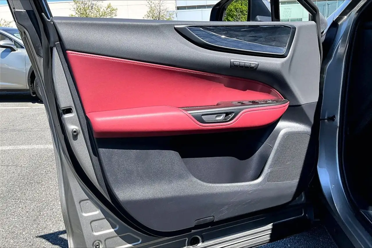 Lexus NX photo Lexus NX