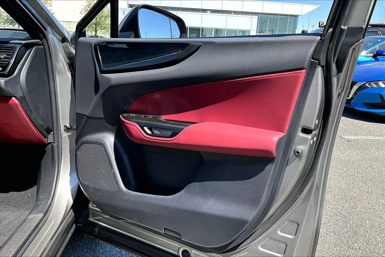 Lexus NX photo Lexus NX