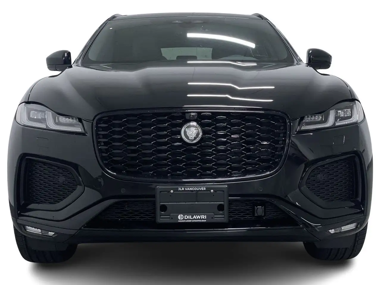 Jaguar F-Pace photo Jaguar F-Pace