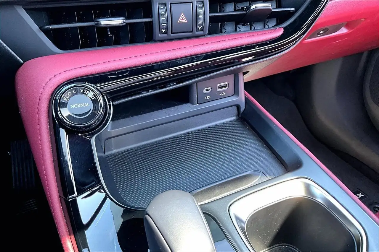 Lexus NX photo Lexus NX
