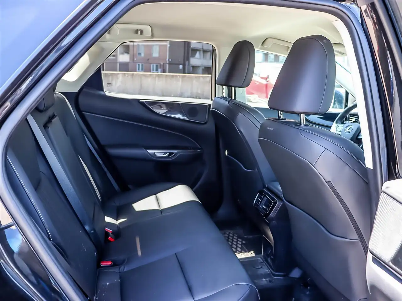 Lexus NX fotografie Lexus NX