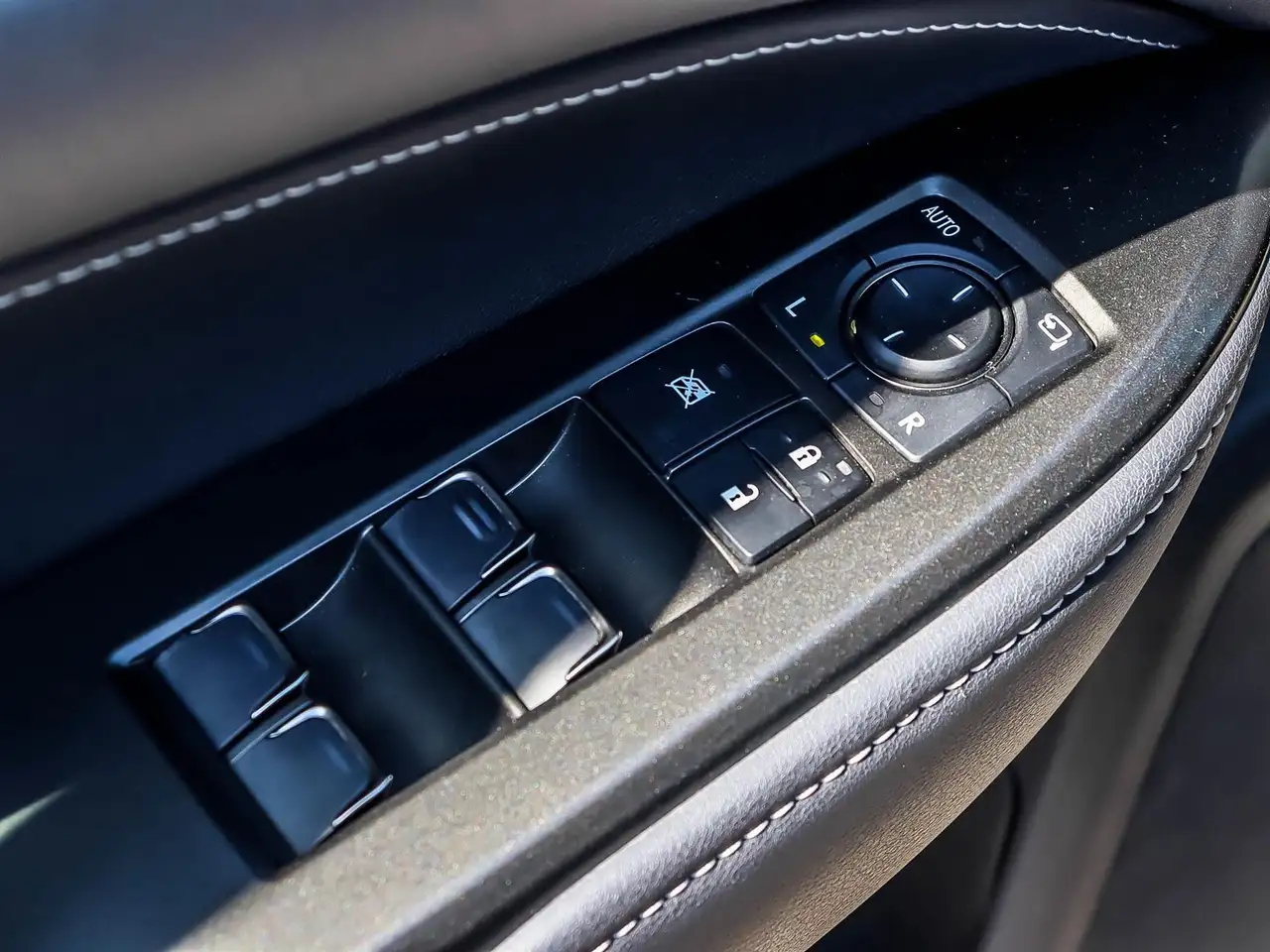 Lexus NX fotografie Lexus NX