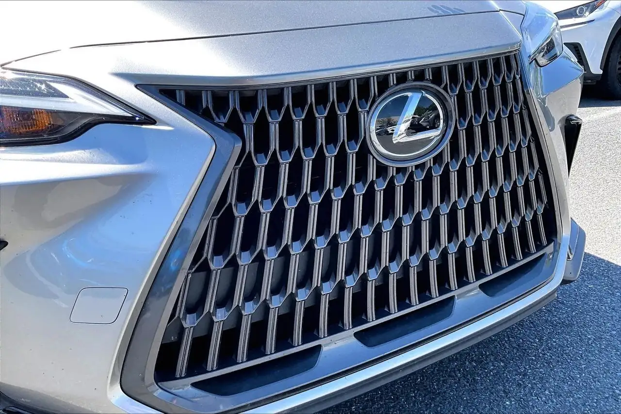 Lexus NX photo Lexus NX