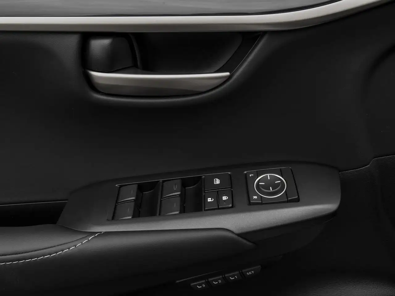 Lexus NX снимка Lexus NX