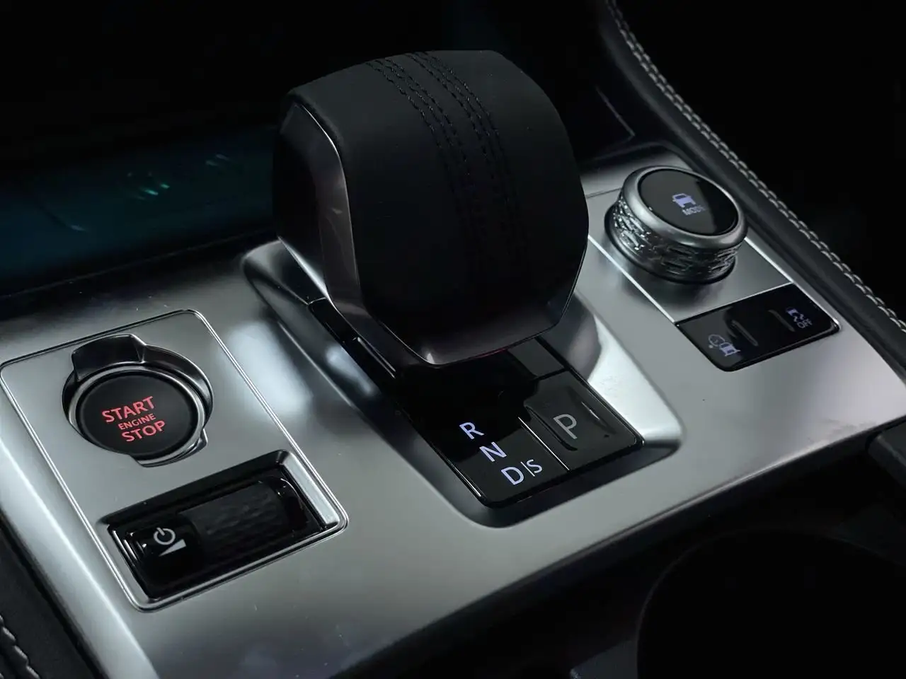 Jaguar F-Pace photo Jaguar F-Pace