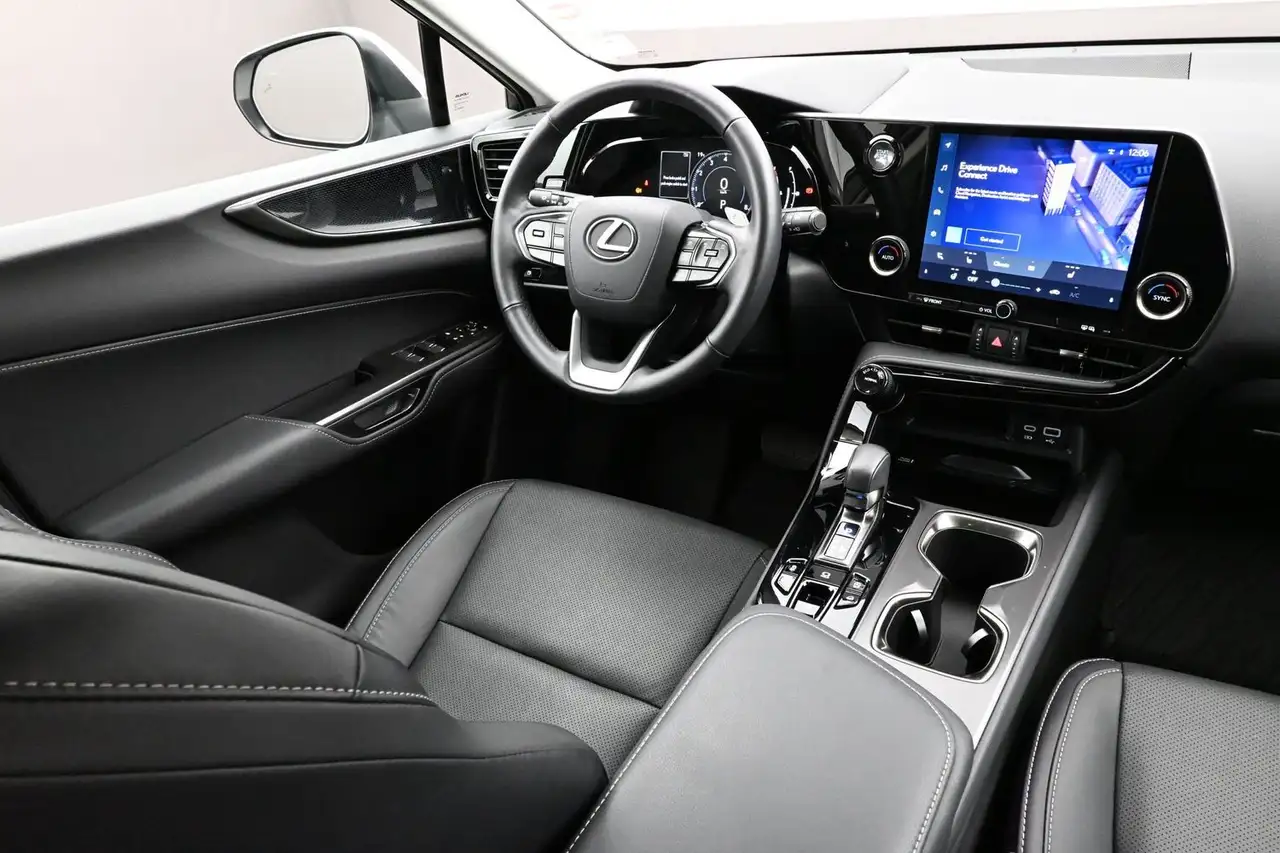 Lexus NX photo Lexus NX