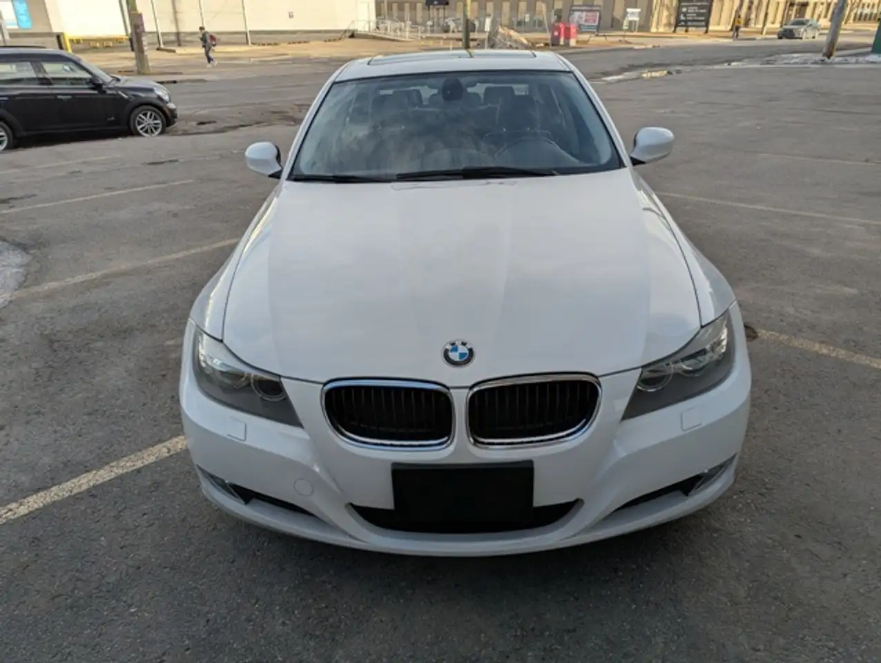BMW 3 Series photo BMW 3 Series