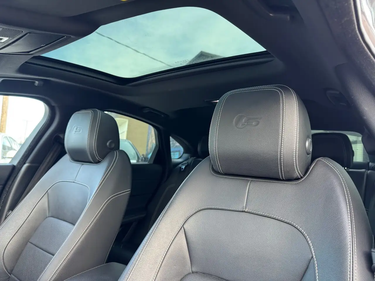 Jaguar XF снимка Jaguar XF