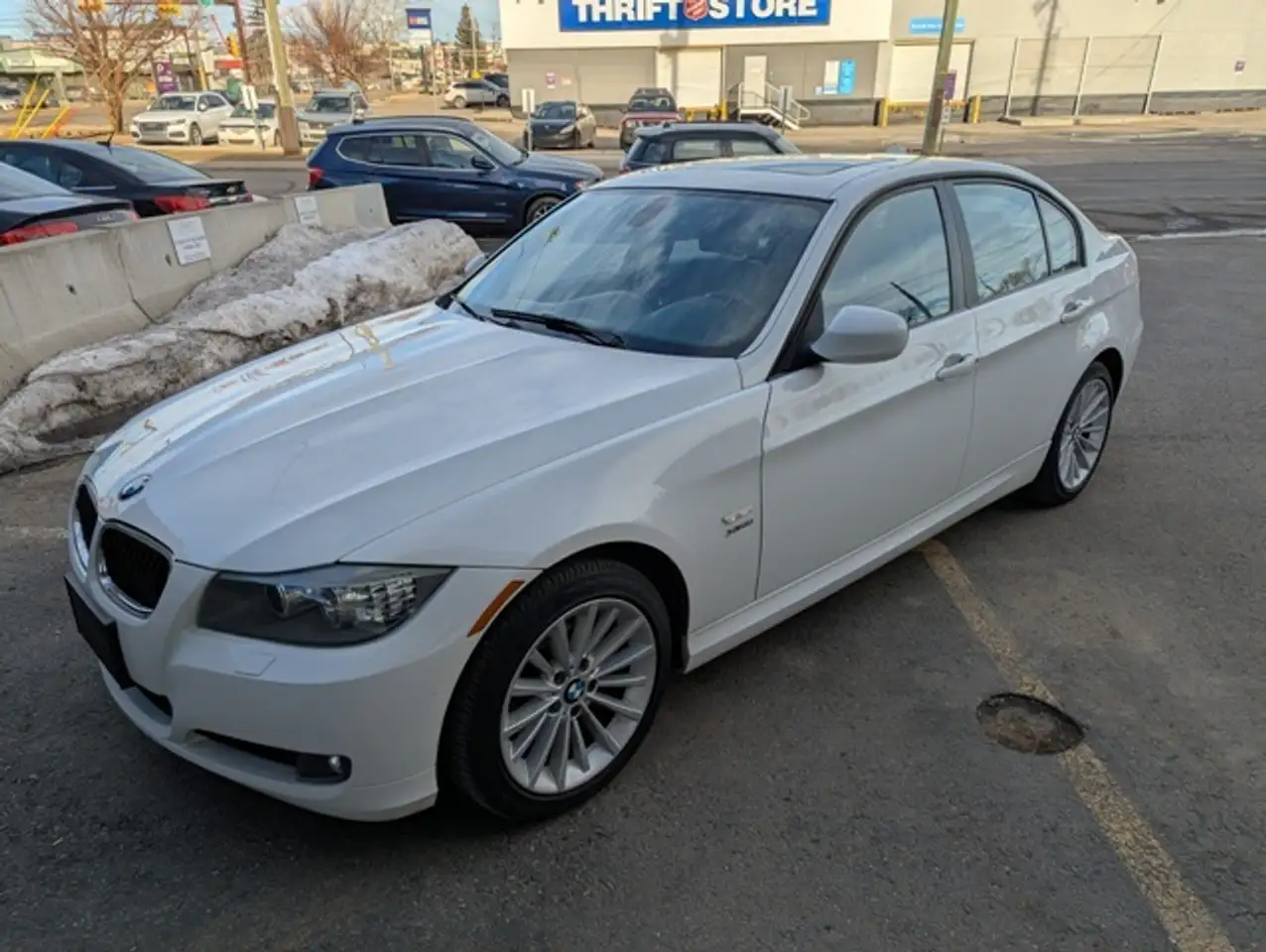 BMW 3 Series photo BMW 3 Series