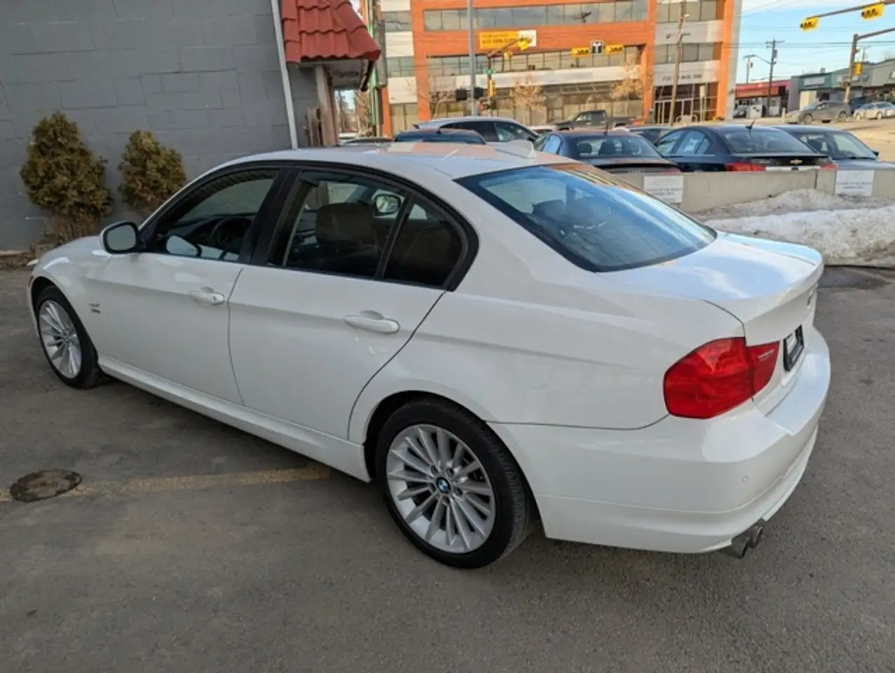 BMW 3 Series photo BMW 3 Series