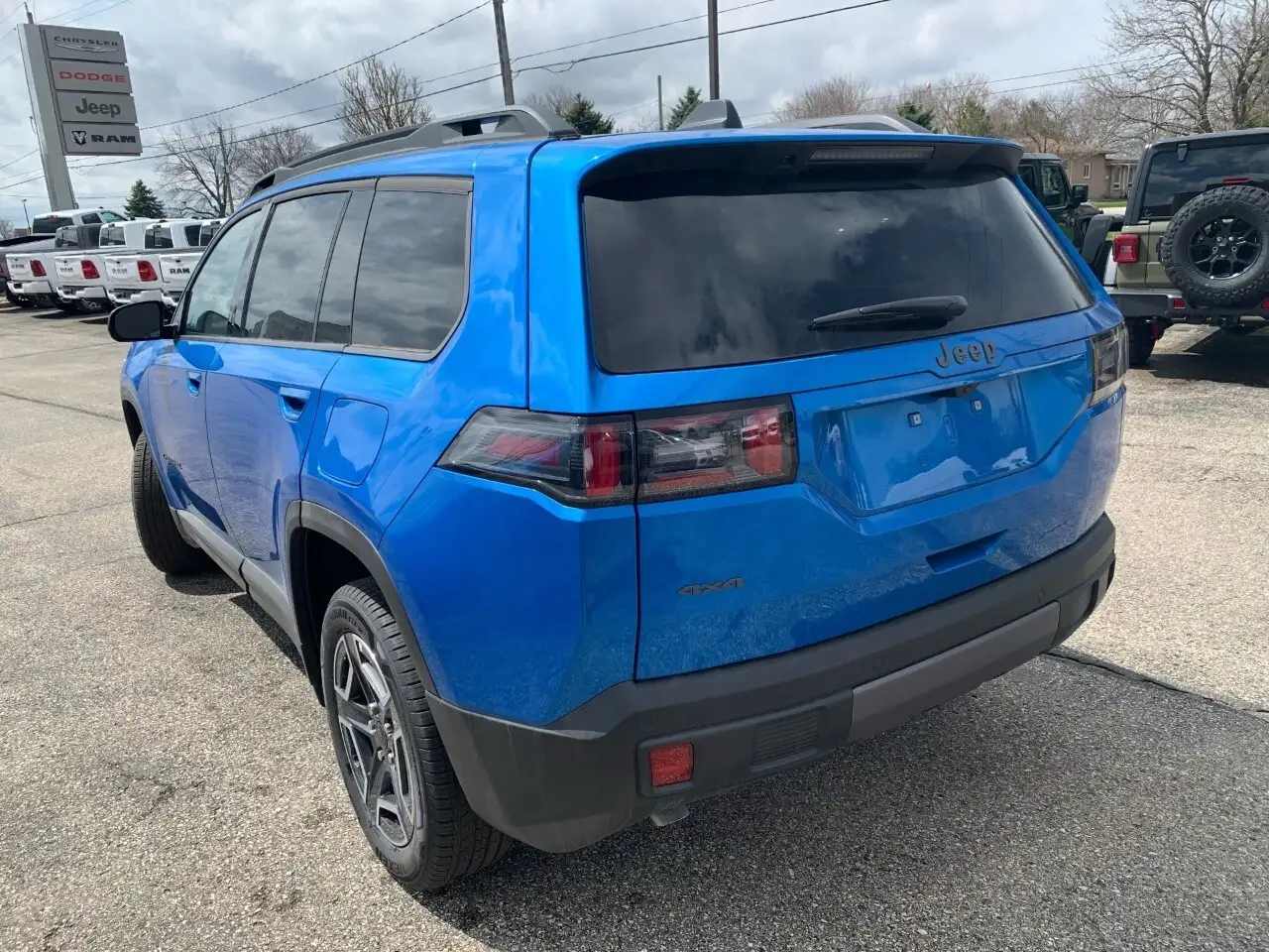 Jeep Cherokee снимка Jeep Cherokee