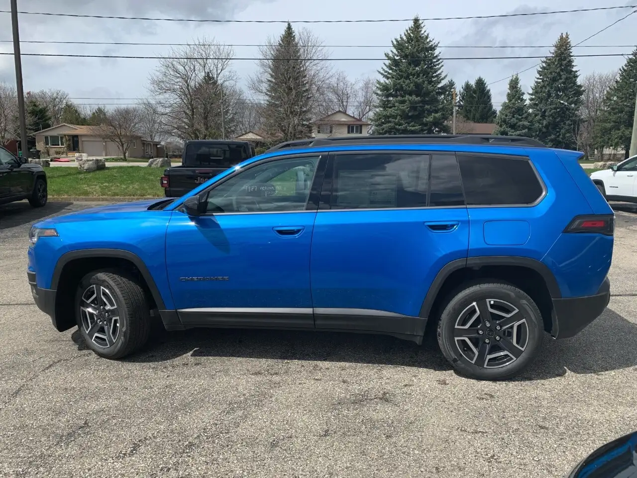 Jeep Cherokee снимка Jeep Cherokee