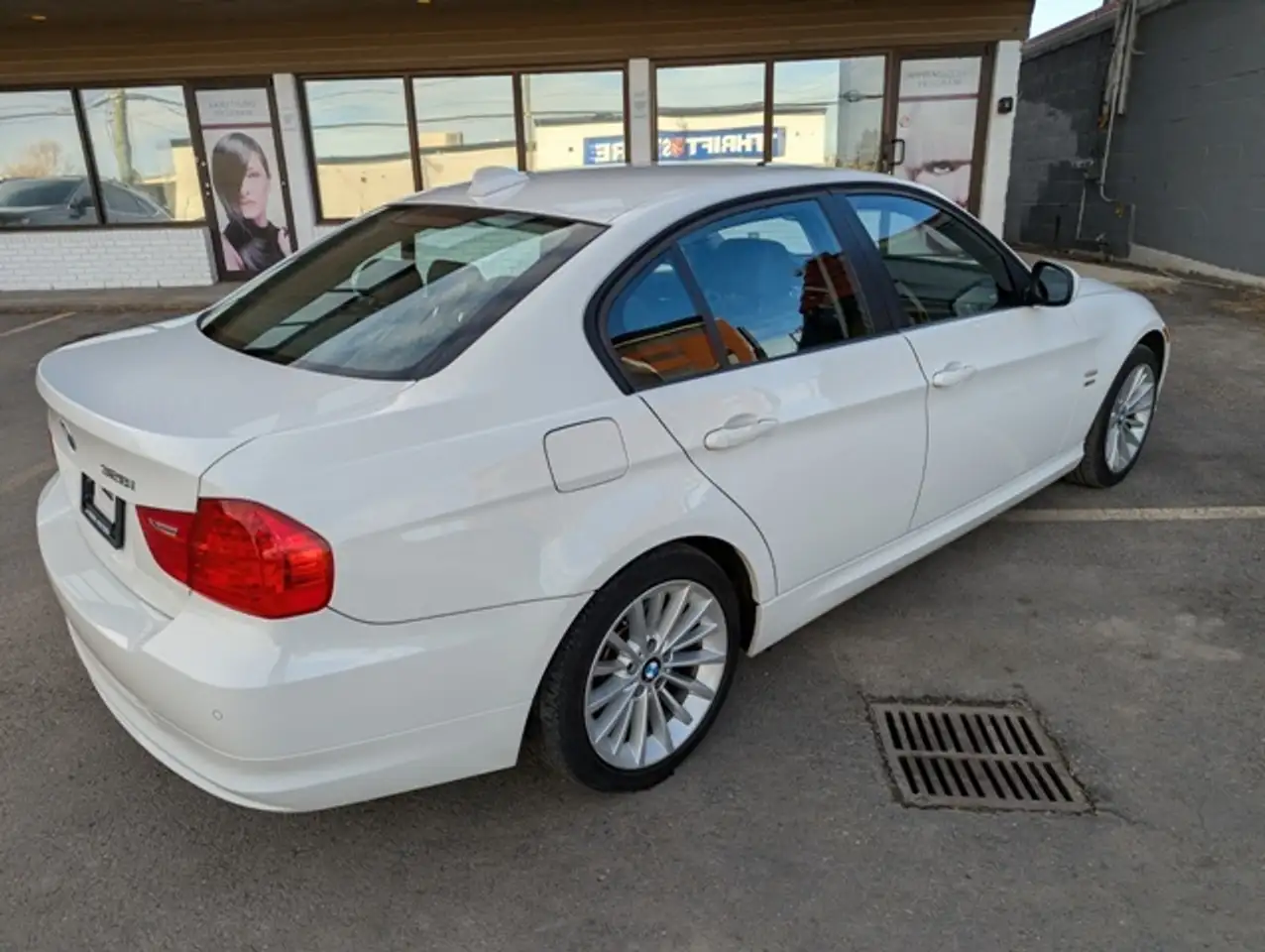 BMW 3 Series photo BMW 3 Series